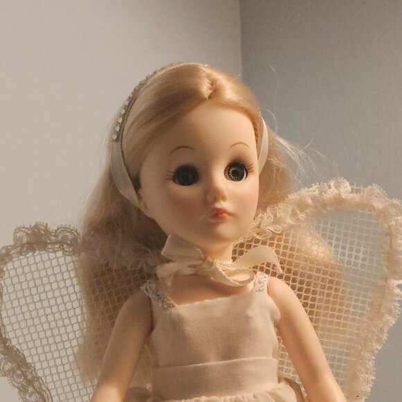 DOLL, TINKERBELL EFFANBEE  VINTAGE "STORY BOOK" COLLECTION - Picture 4 of 10